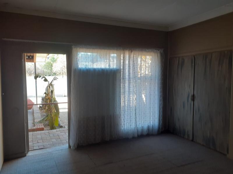 7 Bedroom Property for Sale in Odendaalsrus Free State